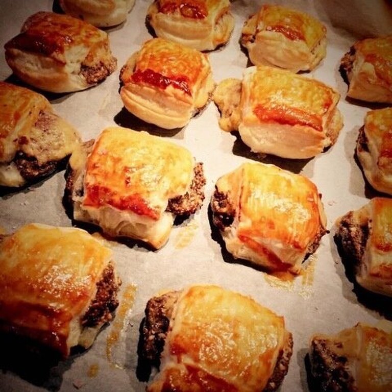 Vocking worstenbroodje in bladerdeeg